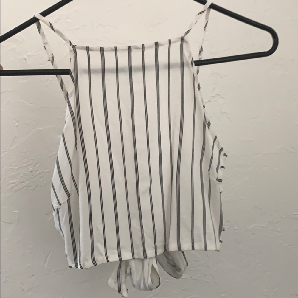 Open back crop top!